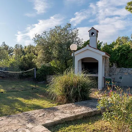 Pet Friendly In Appartamento Pirovac